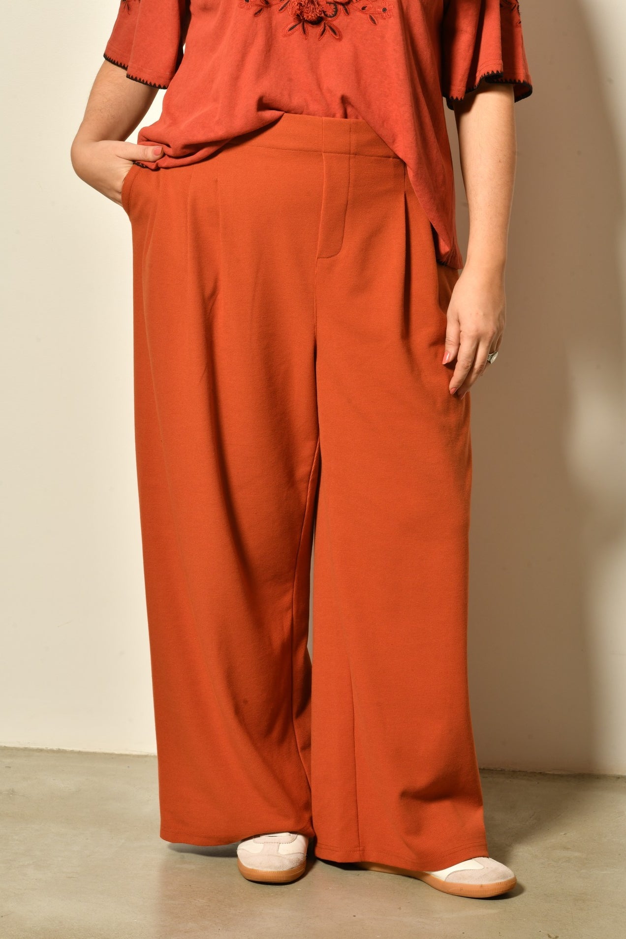 Pantalon ALTHÉA coupe moderne fluide - Grande taille 44-58